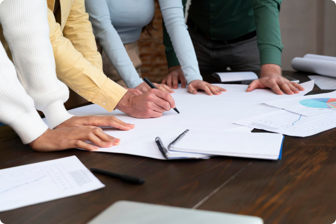 To ergastirio collaboration